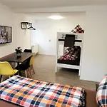 Ξενοδοχείο με διαμερίσματα Speedy's Gaestehaus Reimerath