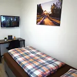 Speedy's Gaestehaus Apartmanhotel
