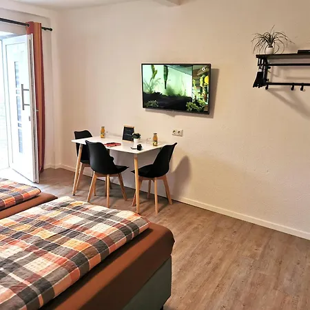 Speedy's Gaestehaus Aparthotel