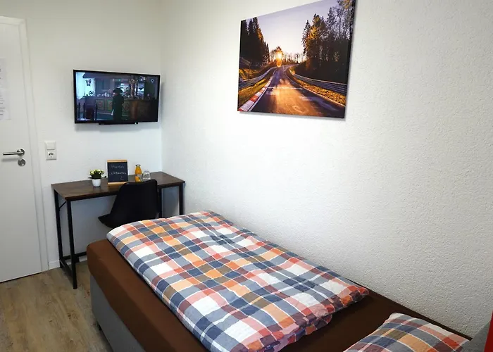 Speedy's Gaestehaus מלון דירות